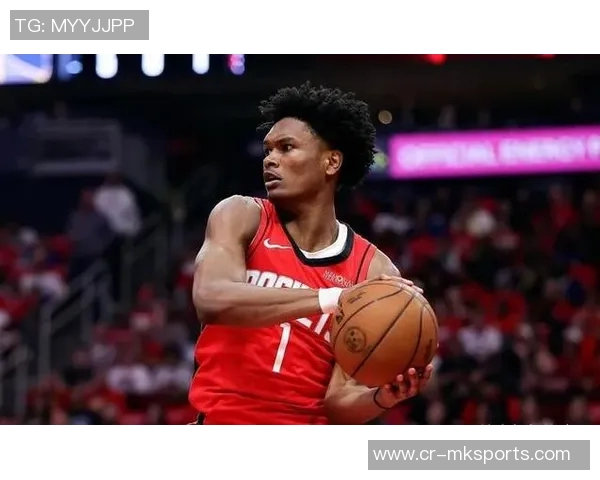 阿门与KD的默契瞬间：当信任超越防守